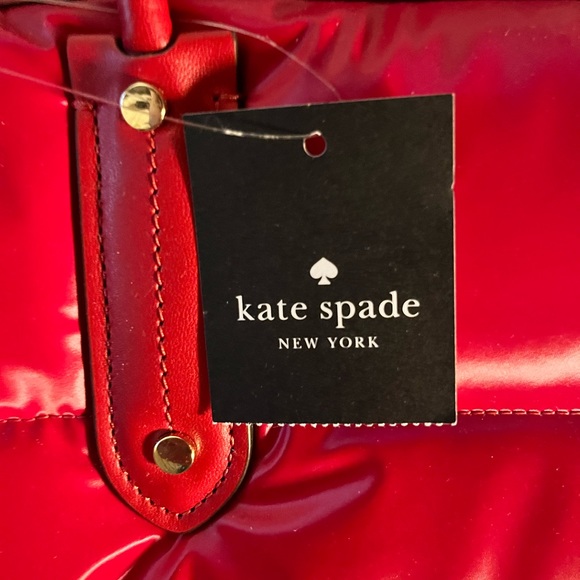 BNWT Kate Spade Ella X-Large puffy tote bag quilted CHERRY RED travel work - Picture 11 of 16